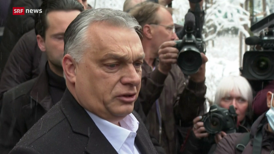 Ungarinnen und Ungarn bestellen ein neues Parlament