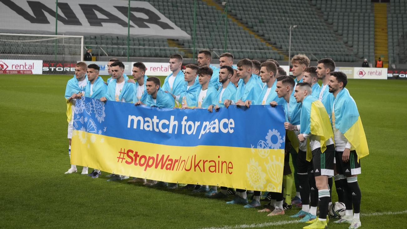 News aus der Super League - Benefizspiel für die Ukraine FCB testet gegen Dynamo Kiew - Sport