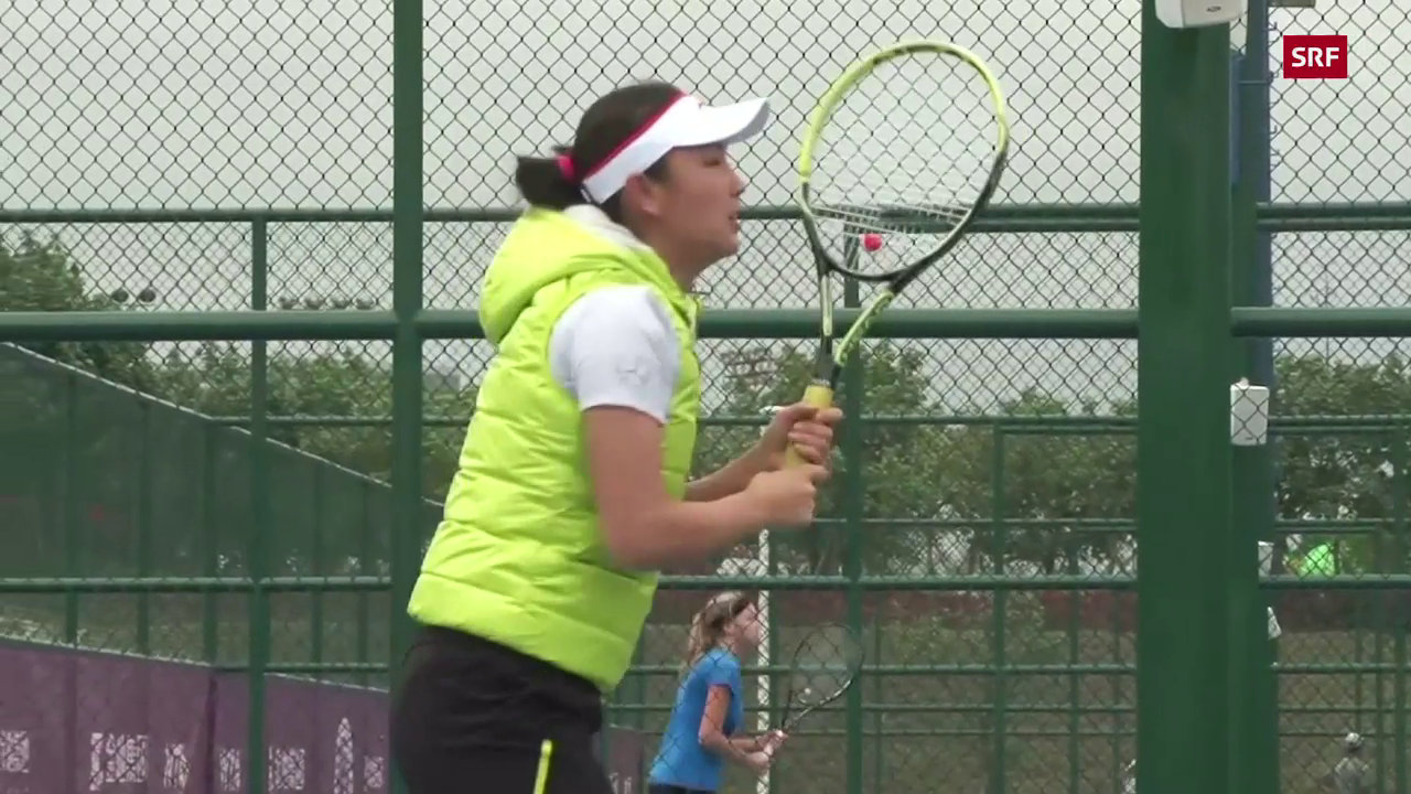 Hin und Her an Australian Open - «Wo ist Peng Shuai?»-Shirts dürfen nun doch getragen werden - Sport