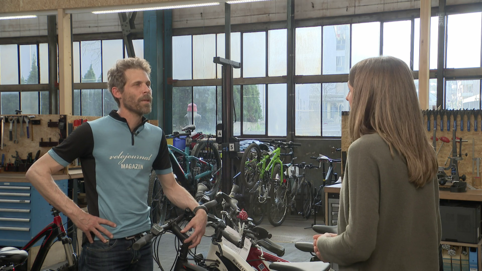 Sind E-Bikes umweltfreundlich? Gespräch mit Veloexperte Marius Graber