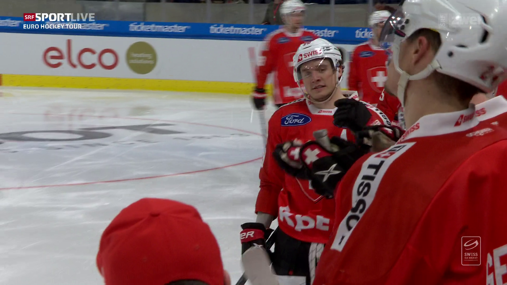 Auftakt der Euro Hockey Tour - Junges Schweizer Team unterliegt Finnland im Penaltyschiessen - Sport
