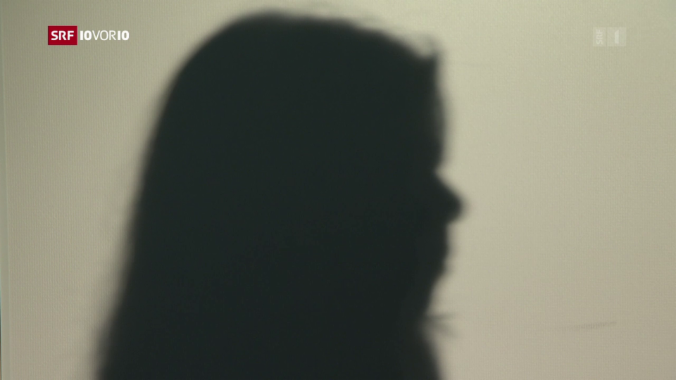 18-jährige Freundin verliert Jungfräulichkeit für Geld