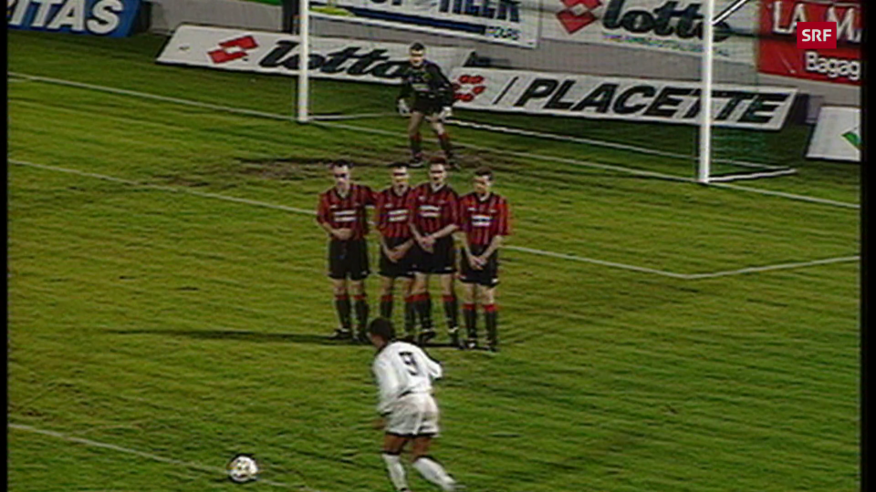 Archiv: Servette schenkt den Crusaders 1993 im Uefacup 4 Tore ein