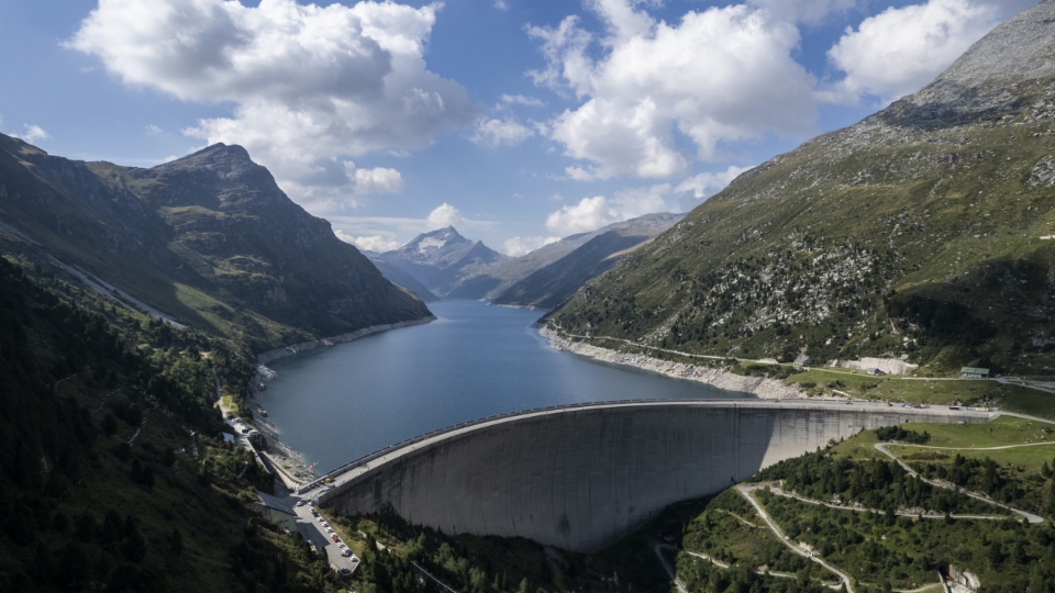 Ausbau von Staudämmen gegen die Versorgungskrise