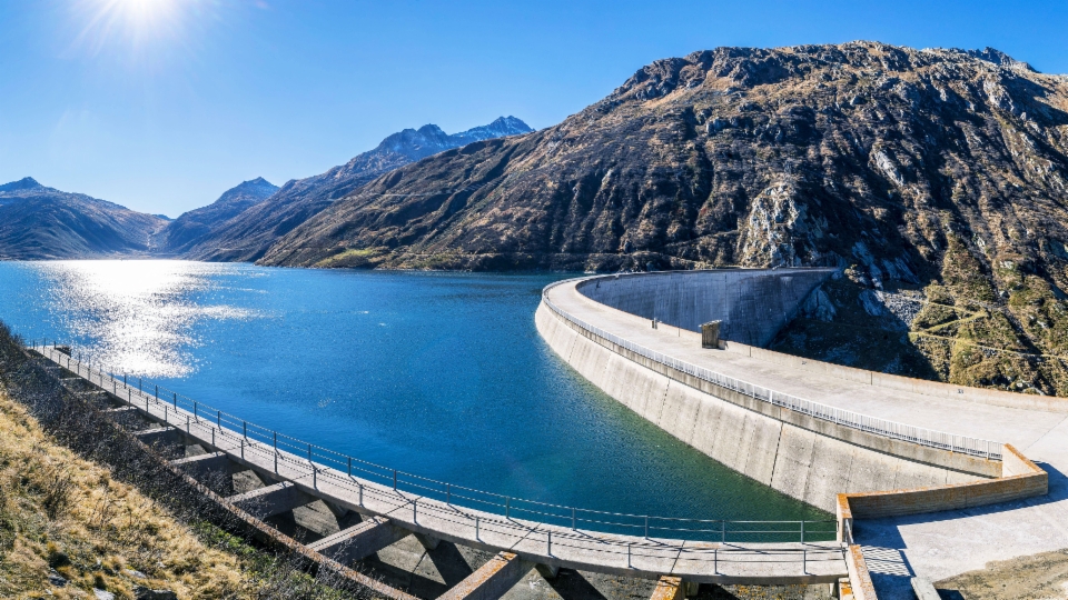 Rechnungsfehler bei der Wasserkraft: wie weiter mit der Energiestrategie des Bundes?