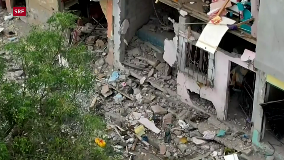 Zerstörte Häuser nach der Explosion in Ecuador