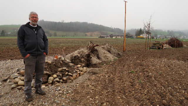Besuch auf dem Hof von Hanspeter Hunkeler: So funktioniert Kreislauf-Landwirtschaft