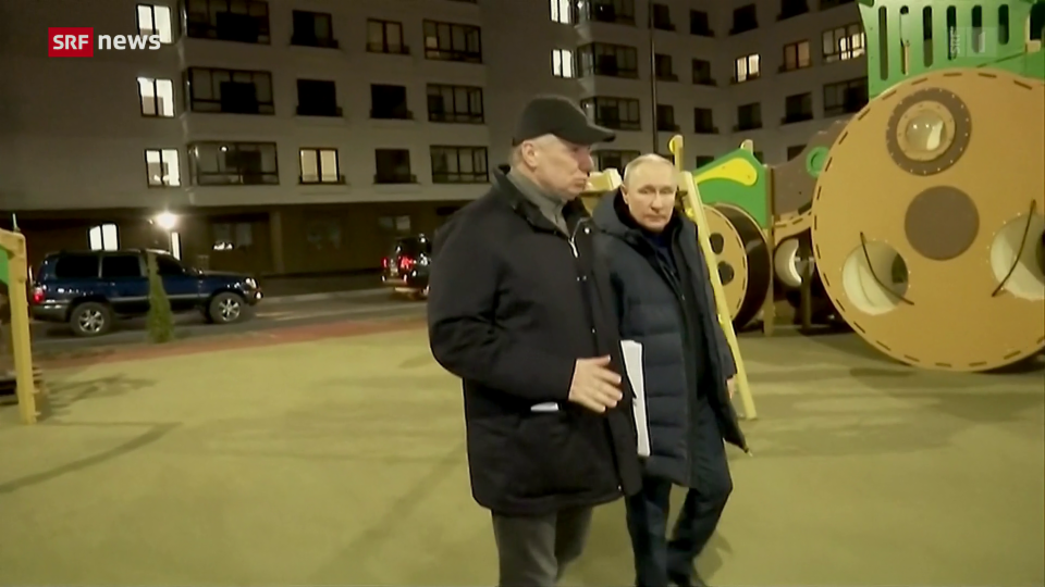 Wladimir Putin besucht Mariupol