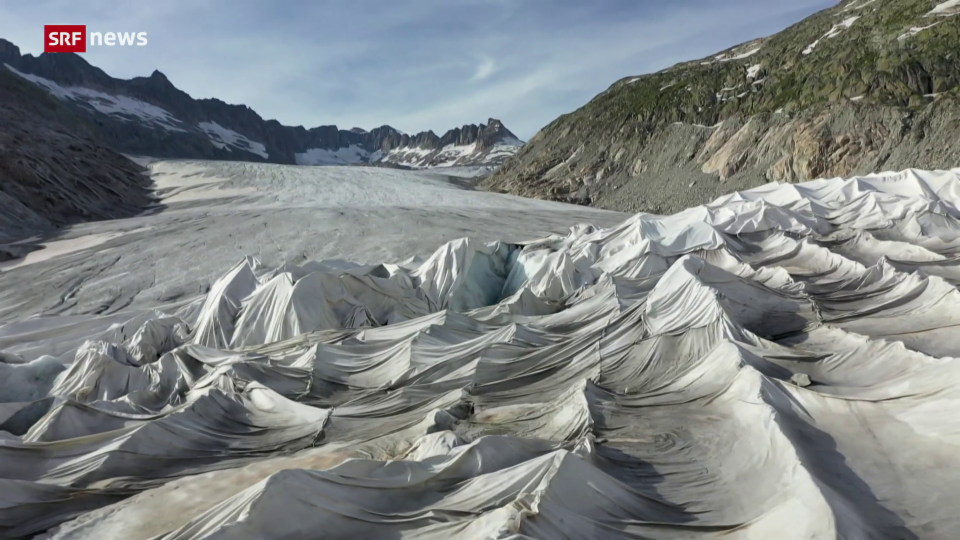Am Rhonegletscher schmilzt das Eis weg