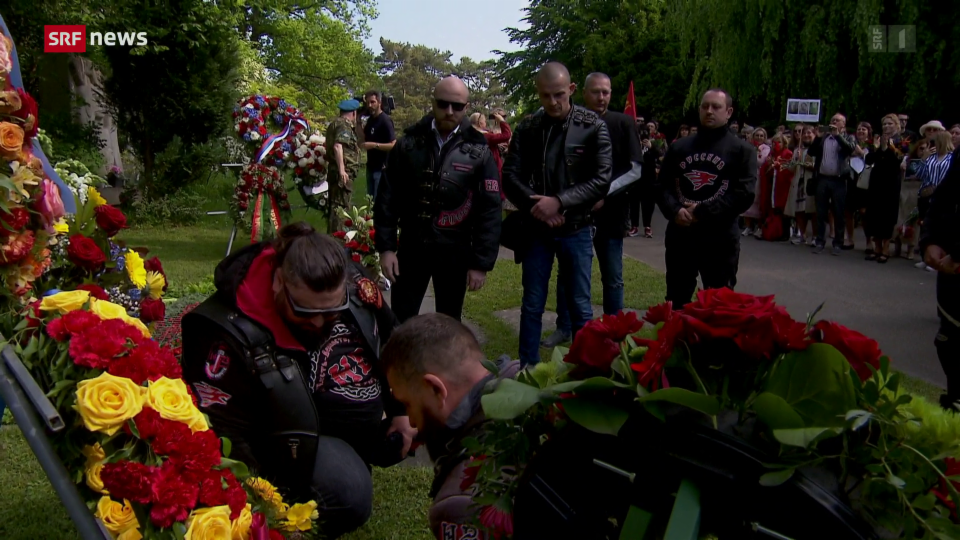 Russische Siegesfeier auf Basler Friedhof Hörnli 